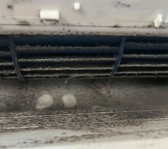 滁州空调吹的风有股烧焦味是怎么回事